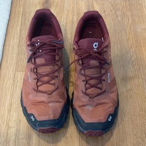 On running Hiking Shoes